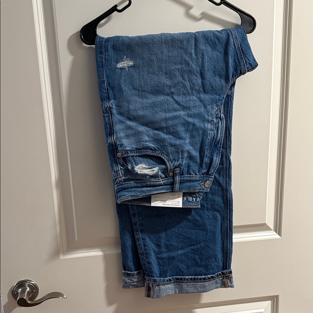 Never worn American Eagle Ex Boyfriend jeans
